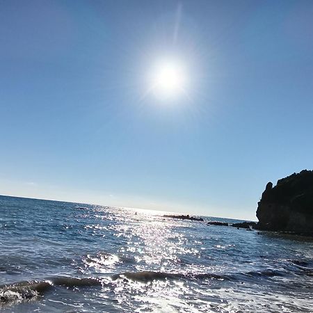 شقة Alonaki Bay Halikounas المظهر الخارجي الصورة